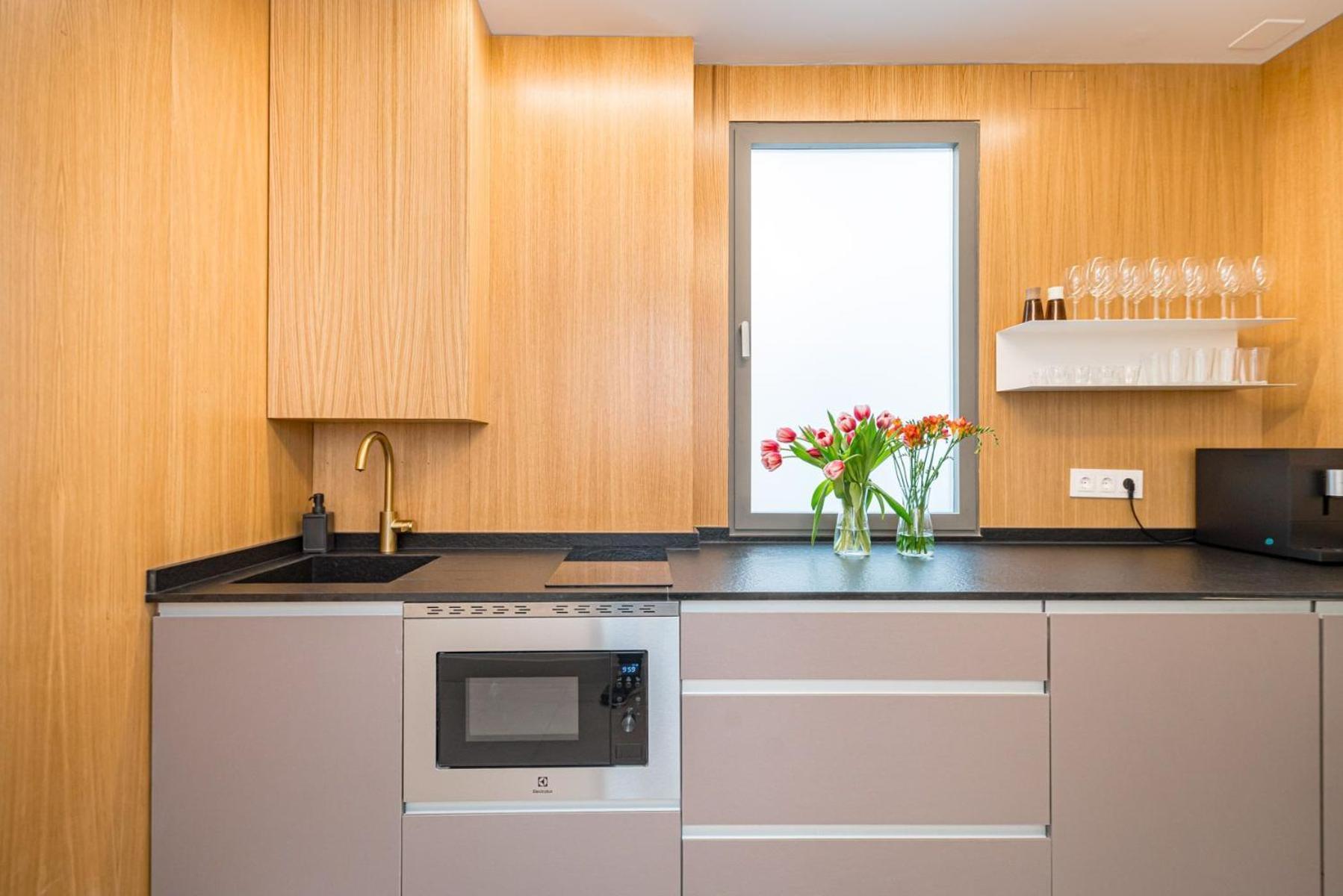 Centric Creative Rooms Madrid Bagian luar foto